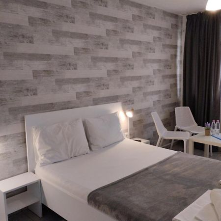 Simada Blue Guesthouse Golden Sands Exterior photo