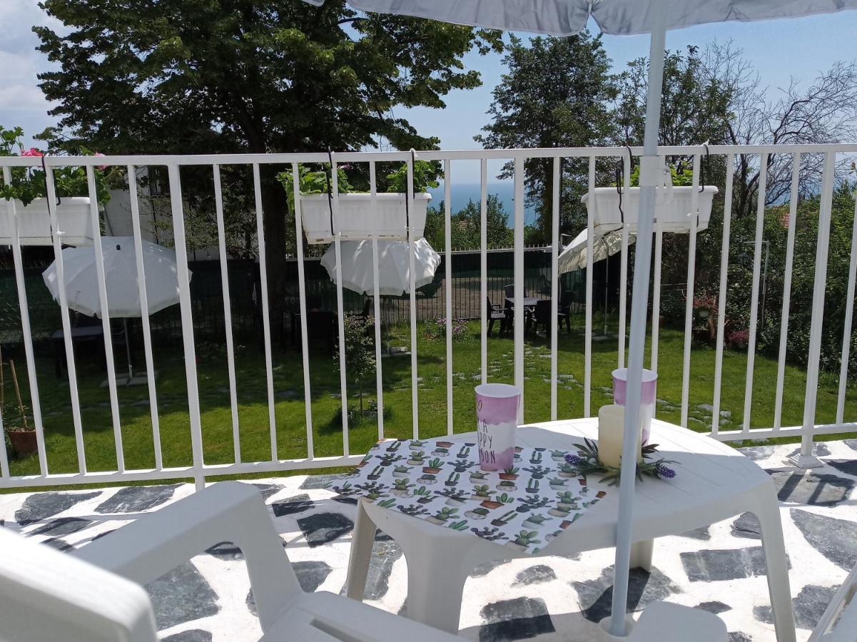 Simada Blue Guesthouse Golden Sands Exterior photo