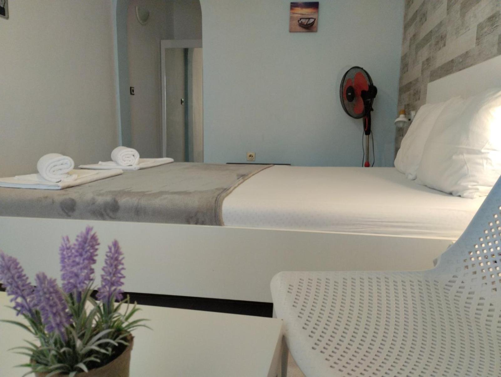 Simada Blue Guesthouse Golden Sands Exterior photo
