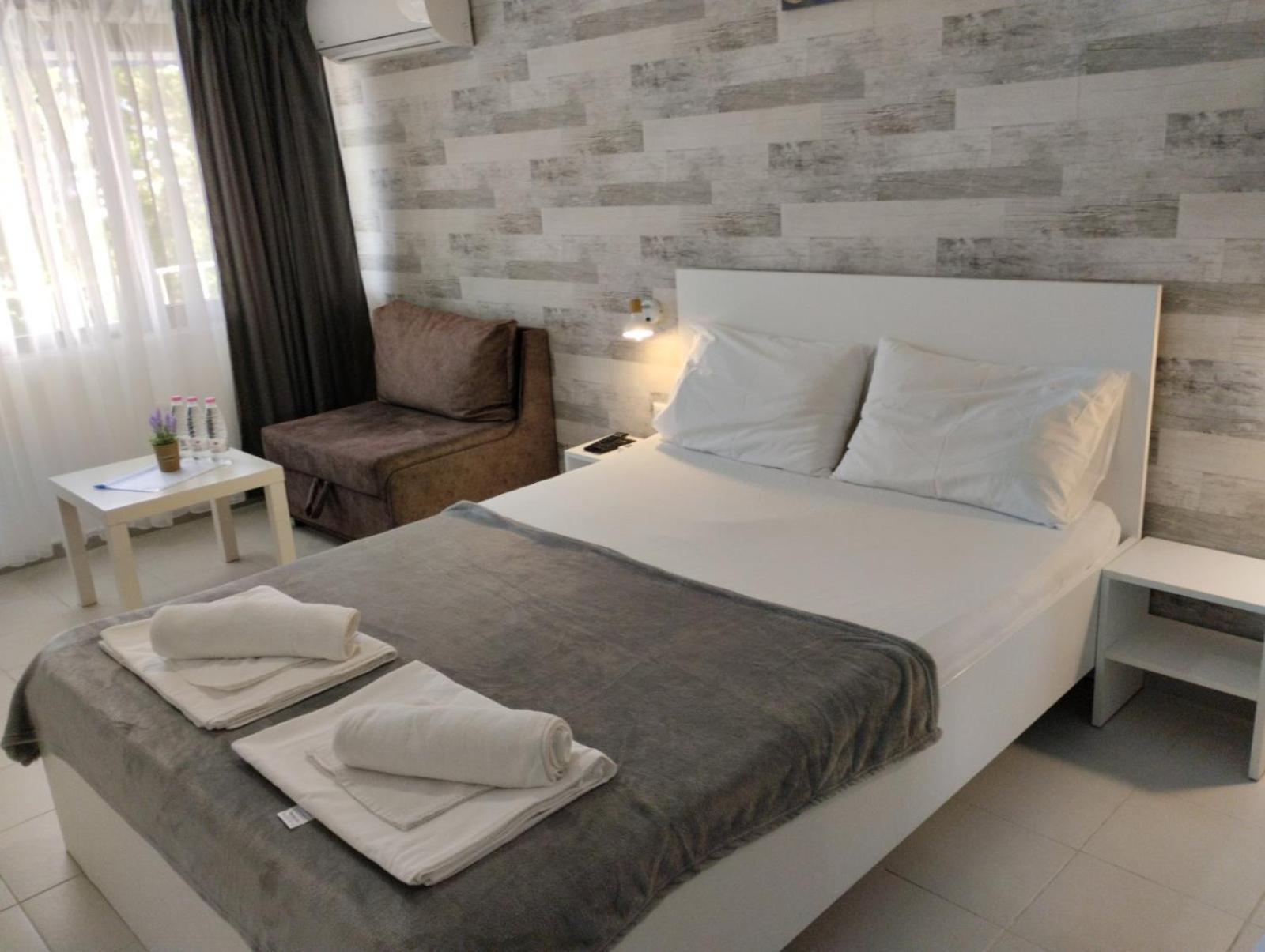 Simada Blue Guesthouse Golden Sands Exterior photo